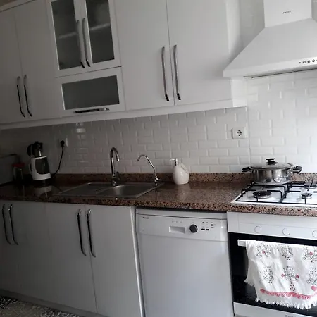 Azra Apartment *